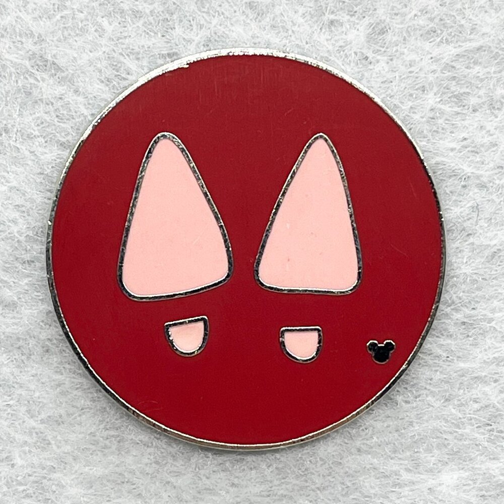 🔮 5/$25 Disney‎ Minnie Mouse Footprint Pin
